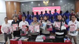 Polda Riau melaksanakan Konferensi Pers Pemusnahan Barang Bukti Narkoba di Lapangan Mapolda Riau, Dok: Istimewa