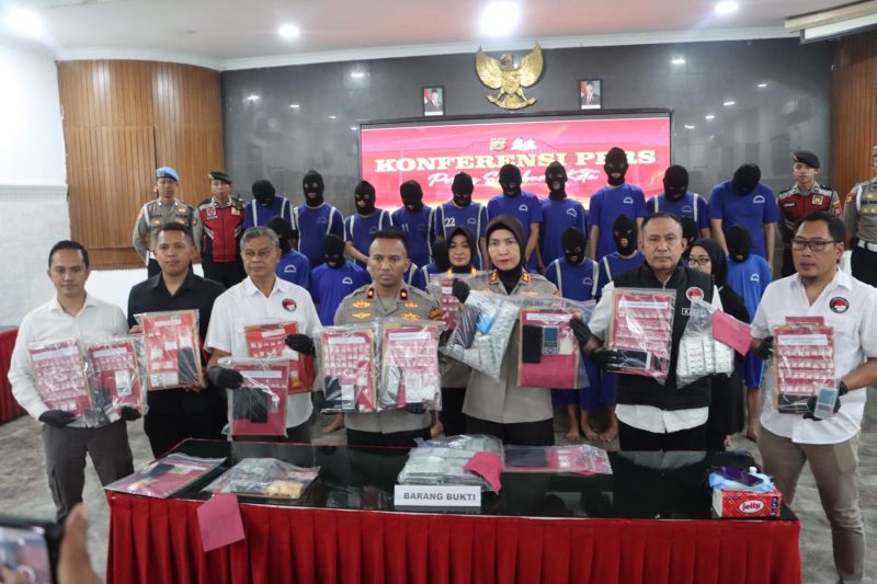 Polda Riau melaksanakan Konferensi Pers Pemusnahan Barang Bukti Narkoba di Lapangan Mapolda Riau, Dok: Istimewa